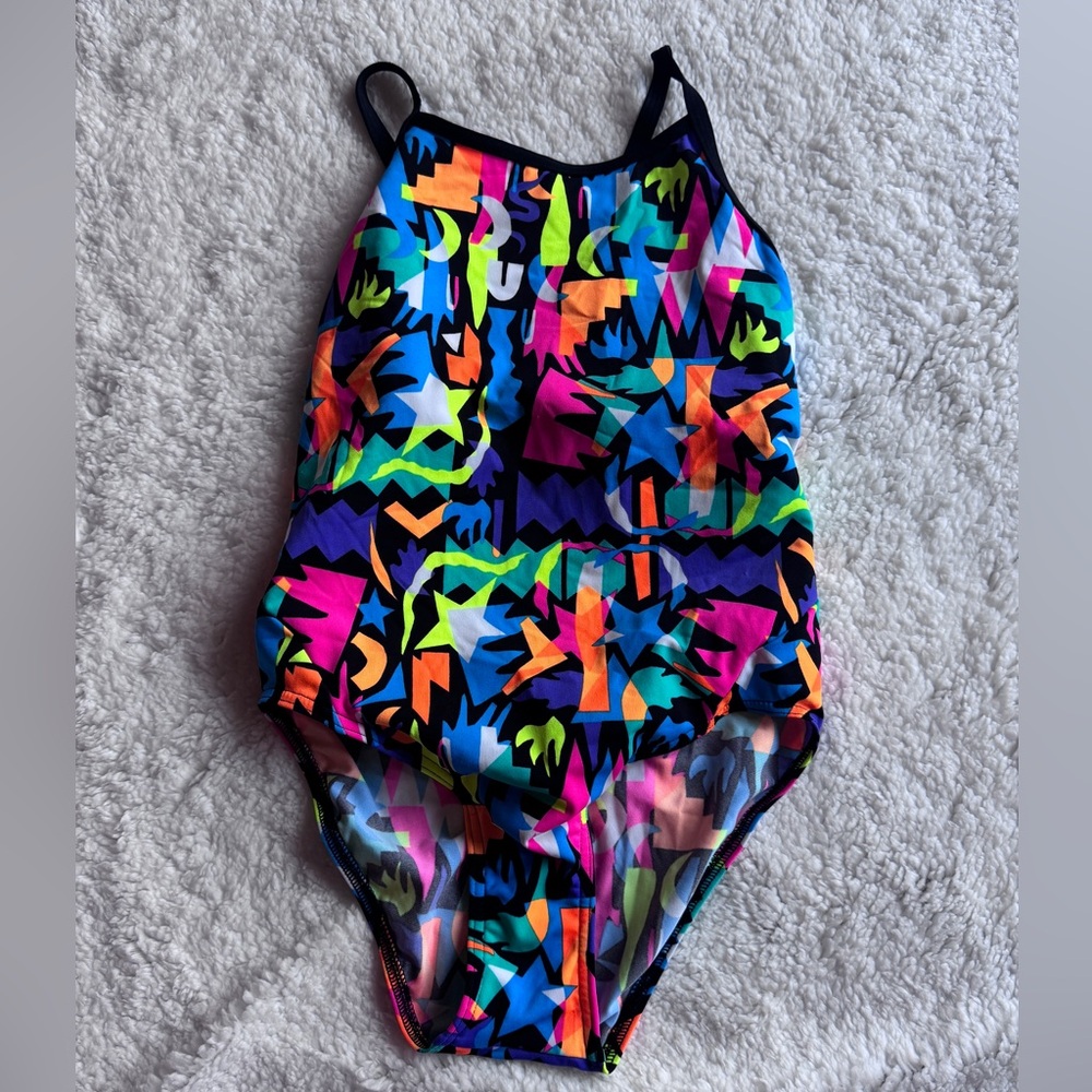 Like new Funkita Girls’ Paper Cut Diamondback Size 12 (28) Swimsuit